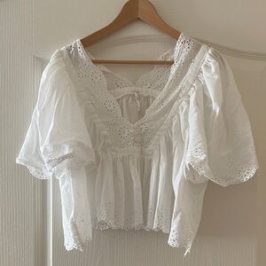 Free People Costa eyelet loose flowing low V top, XS, never worn , NWOT
